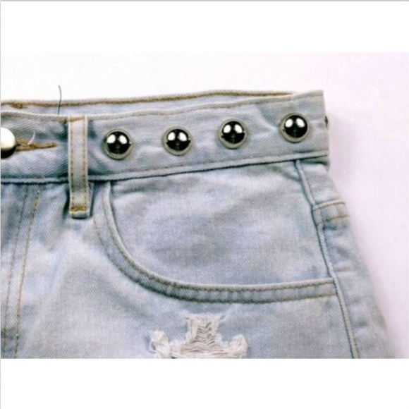 Forever 21 Women's Booty Shorts 27 Blue Studded - Picture 2 of 6